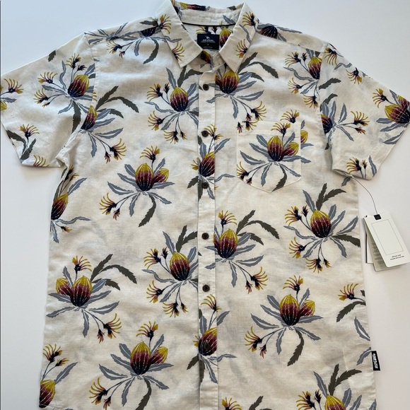 Rip Curl SWC Banksia Short Sleeve Woven Shirt NWT Mens Size Small - Picture 2 of 11